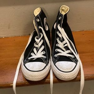 Black converse